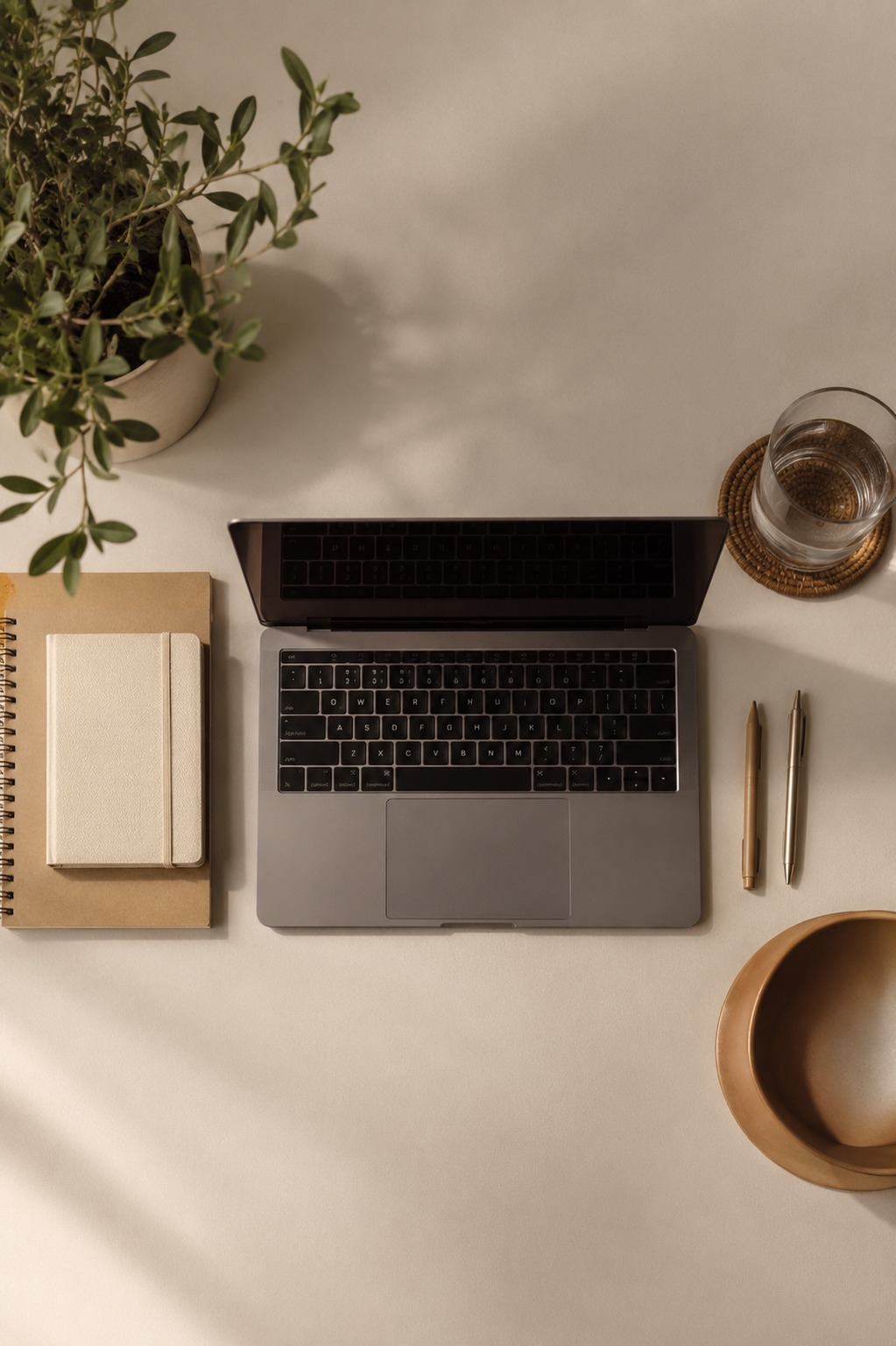 A Organização da Mesa de Trabalho que Aumenta a Produtividade
